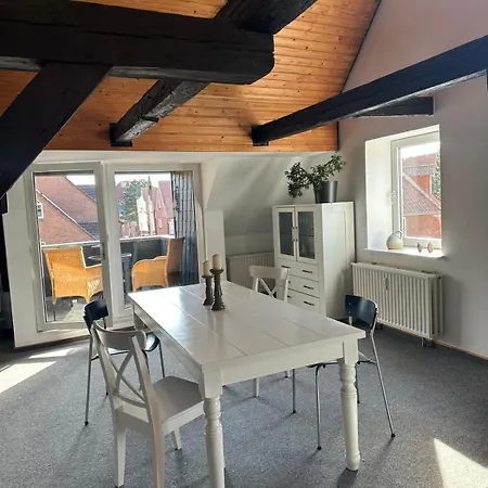 Apartment Denkerstrasse *